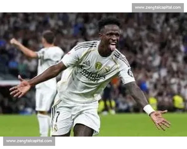 皇马上诉卢宁红牌：为护维尼修斯冲替补席，唯一重罚引争议